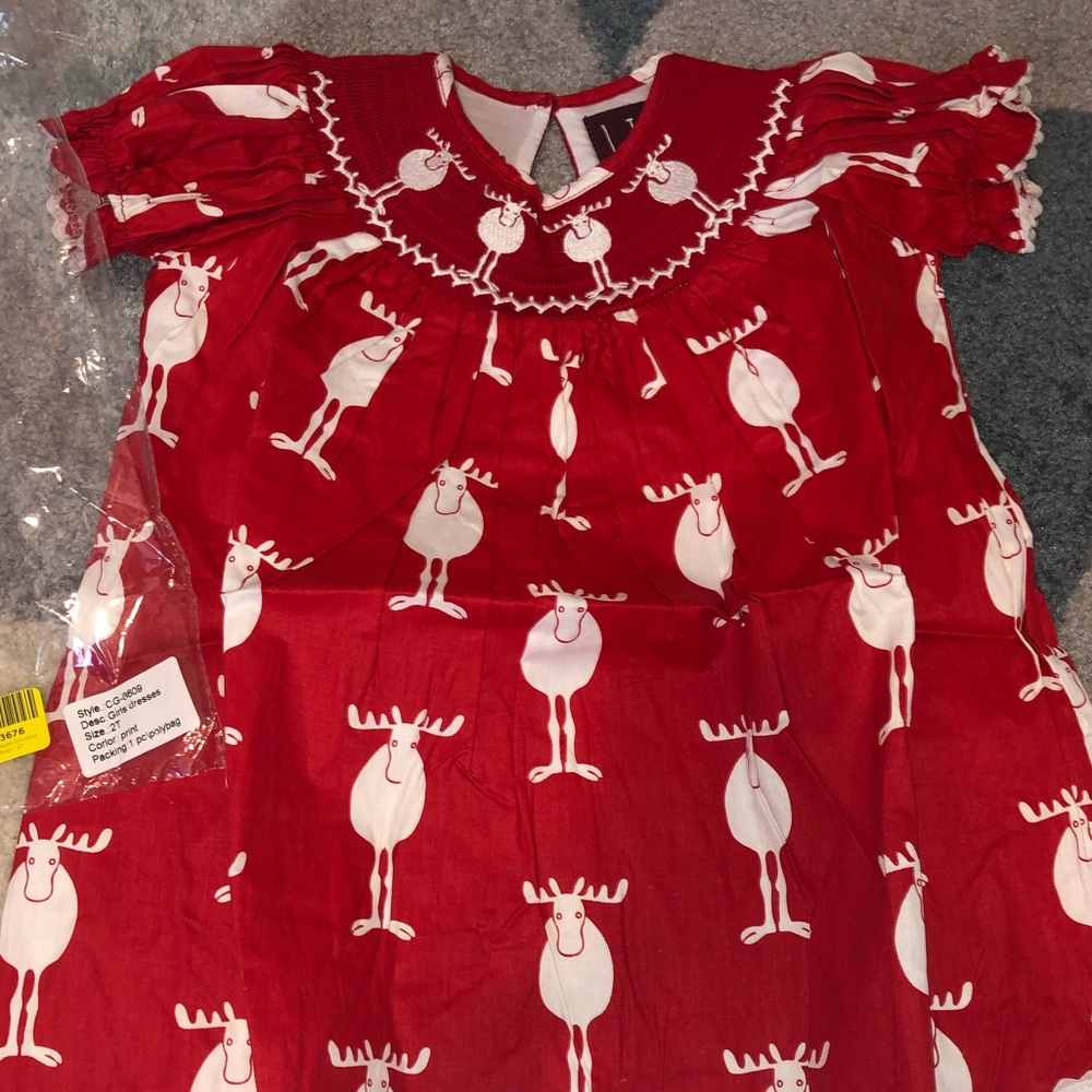 NWT 2T Smocked Reindeer/Moose Christmas Dress